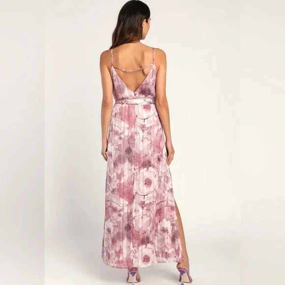 Elegant Pink Floral Maxi Dress - Picture 7 of 8